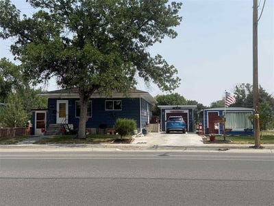 /international/us/527-shoshone-ave-lovell-wy-110109755987/