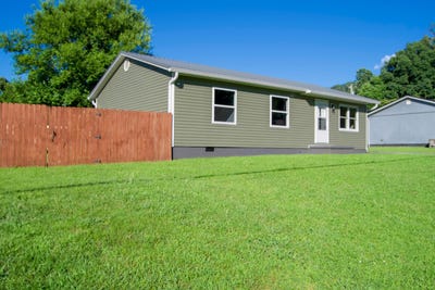 /international/us/1512-meadowbrook-road-road-vanceburg-ky-110100585463/