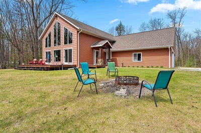 /international/us/9232-west-lake-drive-pound-wi-110107856199/