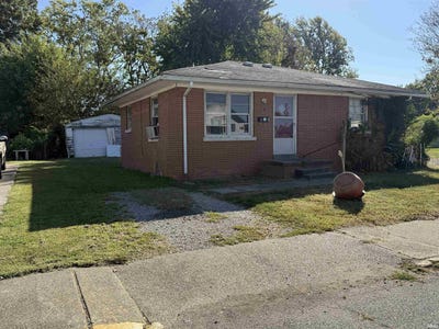 /international/us/914-916-judson-street-evansville-in-110120487838/