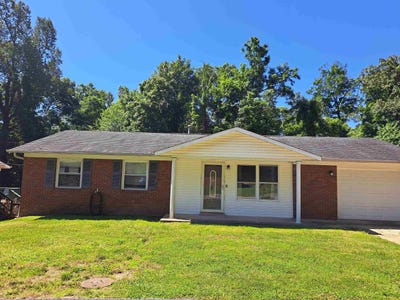 /international/us/42-valley-view-drive-huntington-wv-110108492080/