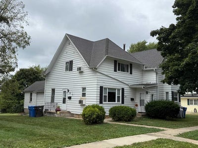 /international/us/114-n-2nd-street-mount-horeb-wi-110102698261/