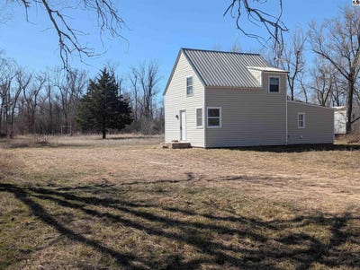 /international/us/3601-w-6th-ave-hutchinson-ks-110100723506/