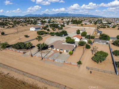 /international/us/8756-oakwood-hesperia-ca-110108859538/
