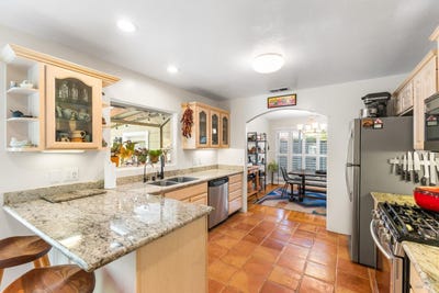 /international/us/109-steele-lane-santa-rosa-ca-110100510672/