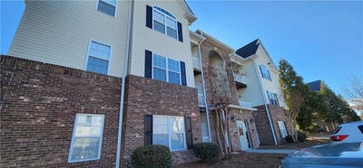 /international/us/2421-eagle-creek-court-winston-salem-nc-110107540173/