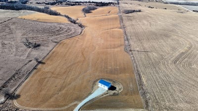 /international/us/000-sw-58th-st-hallam-ne-110105414295/