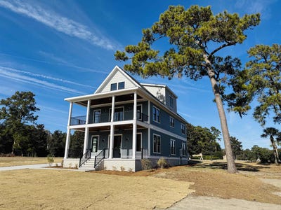 /international/us/825-commanders-island-dr-georgetown-sc-110108236309/