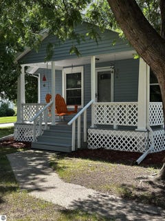 /international/us/1211-w-pickard-street-mt-pleasant-mi-110100564044/