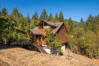 /international/us/1300-niestrath-road-cazadero-ca-110120513268/