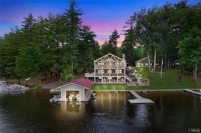 /international/us/5494-n-shore-road-brantingham-ny-110106803136/
