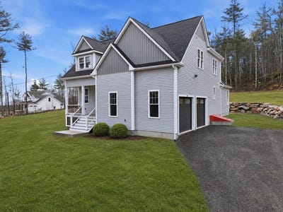 /international/us/18-lakeshore-drive-douglas-ma-110106980415/