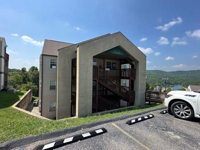 /international/us/38-lantern-bay-lane-branson-mo-110108027859/