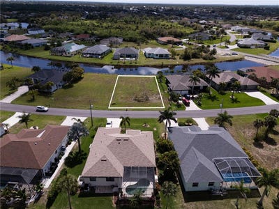 /international/us/134-white-marsh-lane-rotonda-west-fl-110106847085/