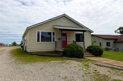 /international/us/310-e-washington-street-cuba-mo-110107545851/