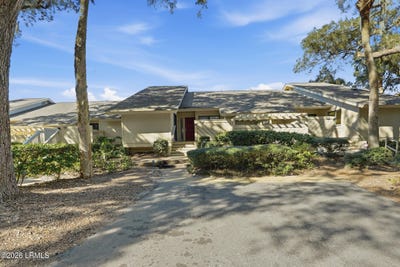 /international/us/108-n-sea-pines-drive-hilton-head-island-sc-110104899875/