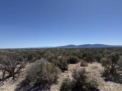 /international/us/80-acres-e-1271-0004-0036-beryl-ut-110107039998/