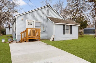 /international/us/806-walnut-street-bryan-tx-110104954260/