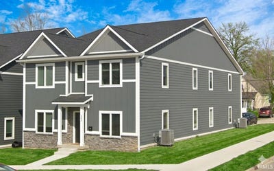 /international/us/302-n-jefferson-street-bloomington-in-110108739594/