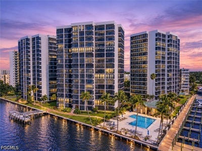 /international/us/1910-virginia-avenue-fort-myers-fl-110120579129/