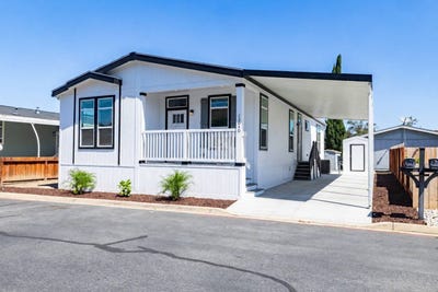 /international/us/13040-bonita-vista-st-poway-ca-110120511143/