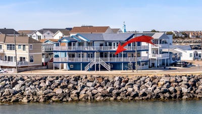 /international/us/12-n-new-york-north-wildwood-nj-110098295809/