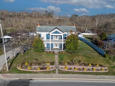/international/us/709-main-street-west-liberty-ky-110106341852/