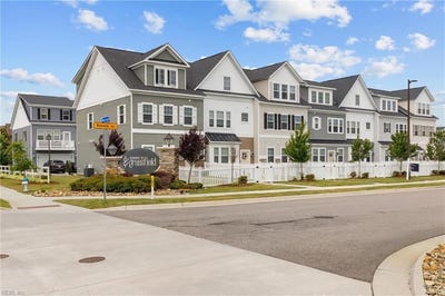 /international/us/450-asuza-street-chesapeake-va-110108795939/