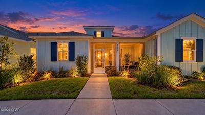 /international/us/8450-dreams-float-court-panama-city-beach-fl-110119541863/