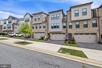 /international/us/218-hickory-hollow-court-cockeysville-md-110101197066/