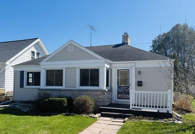 /international/us/1217-north-ave-sheboygan-wi-110107548169/