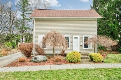 /international/us/407-s-cedar-street-williamston-mi-110106328564/