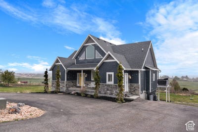 /international/us/732-s-spruce-dr-garden-city-ut-110120083004/