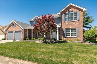 /international/us/22-huntington-parkway-st-charles-mo-110107508342/