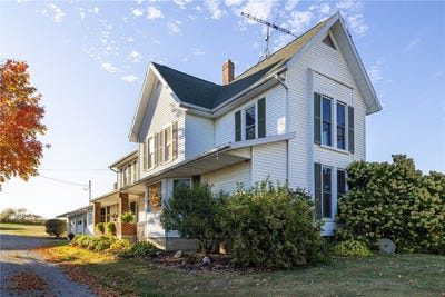 /international/us/4588-middle-reservation-rd-perry-ny-110107433718/