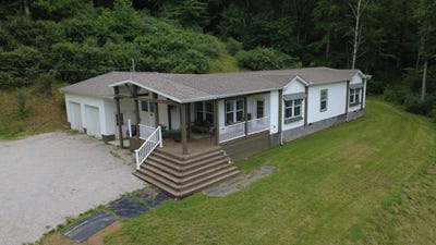 /international/us/170-mathews-mountain-milton-wv-110108294620/