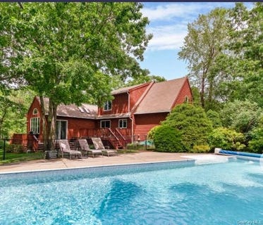 /international/us/12-hildreth-road-hampton-bays-ny-110096658051/