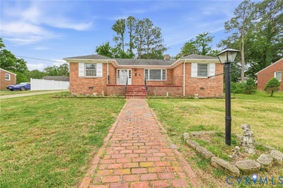 /international/us/525-james-avenue-colonial-heights-va-110108299416/