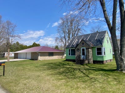 /international/us/131-mckinley-street-two-rivers-wi-110107985003/