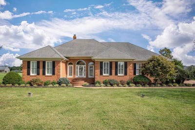 /international/us/328-riley-ave-smithville-tn-110102817897/