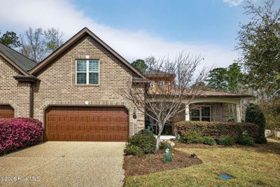 /international/us/637-jenoa-drive-castle-hayne-nc-110106345057/