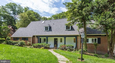 /international/us/5204-westwood-drive-bethesda-md-110108549194/