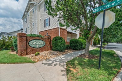 /international/us/103-capital-street-lynchburg-va-110101234524/