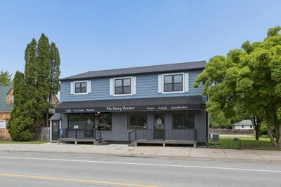 /international/us/150-broadway-st-e-new-germany-mn-110108722253/