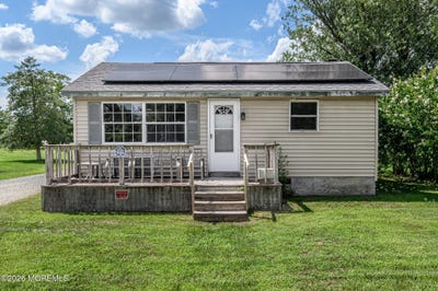 /international/us/93-n-maple-avenue-tuckerton-nj-110109793694/
