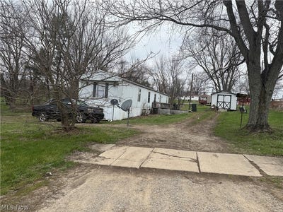 /international/us/125-chaplins-lane-morristown-oh-110106810854/