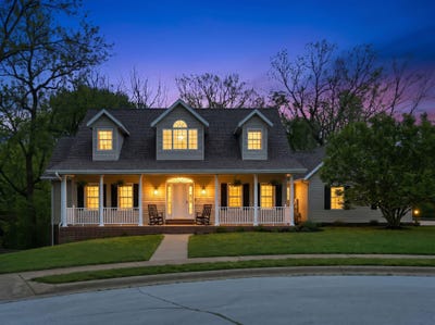 /international/us/2012-n-7th-avenue-ozark-mo-110107404116/