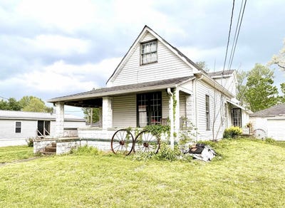 /international/us/246-s-3rd-street-gosport-in-110107635610/