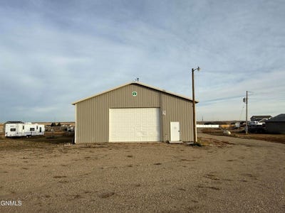 /international/us/tbd-cherry-street-nw-williston-nd-110104964725/