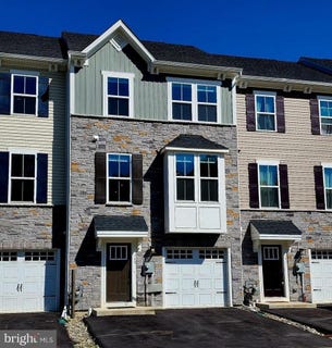 /international/us/149-glory-maple-lane-downingtown-pa-110108581624/